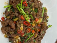 -湖南人家湘菜馆(镇江路店)