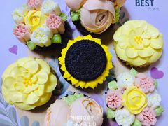 倾慕挚爱花束纸杯蛋糕-派悦坊·甜品·蛋糕(日坛店)