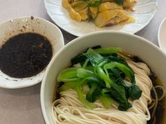 -月亮房·白斩鸡(娄山关路店)