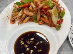 葱爆河虾-万佛湖许老大铁锅鱼(黑金冠店)