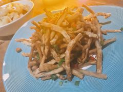 -爱啤精酿·民谣酒馆(滨江店)