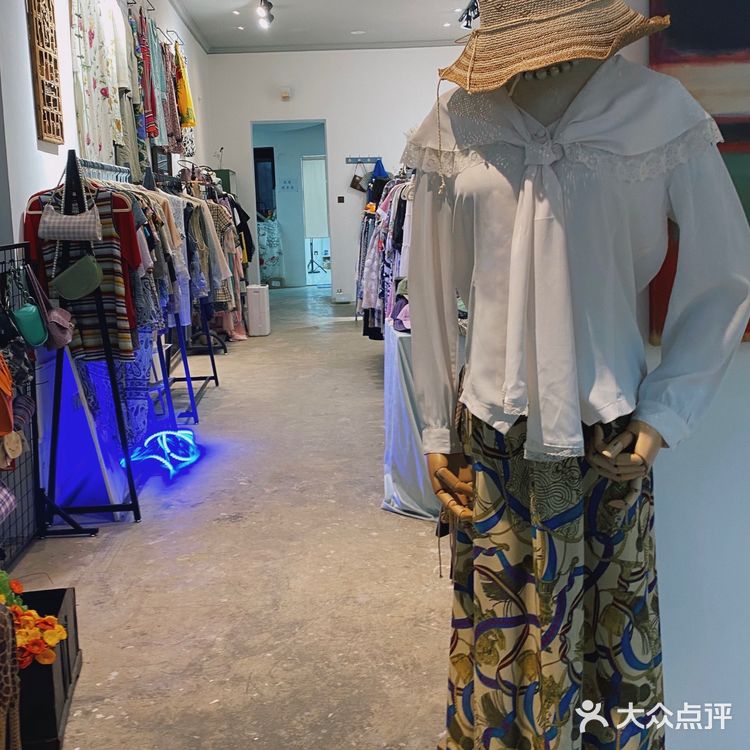 🕰Vintage探店|据说是武汉旗袍最多的古着店🏮