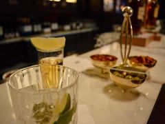 -LONG BAR 廊吧(外滩华尔道夫酒店)