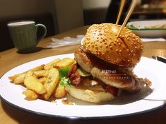 -HELLO 27 意面·沙拉·帕尼尼