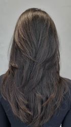 -虫二·专注健康烫染沙龙