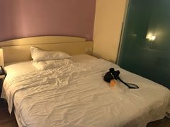 -7天酒店(广州动物园黄花岗地铁站店)