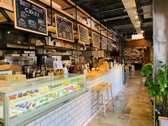 -Common Table · Brunch & Coffee