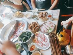 -卤校长重庆火锅(国兴店)