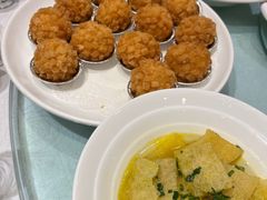鲍汁灌汤虾球-金米箩大酒店(五角场店)