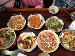 -Cuc Gach Quan Restaurant
