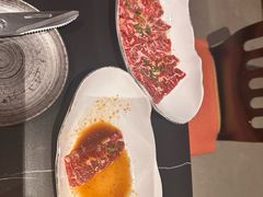 -山川小町·极番烧肉(新地假日广场店)