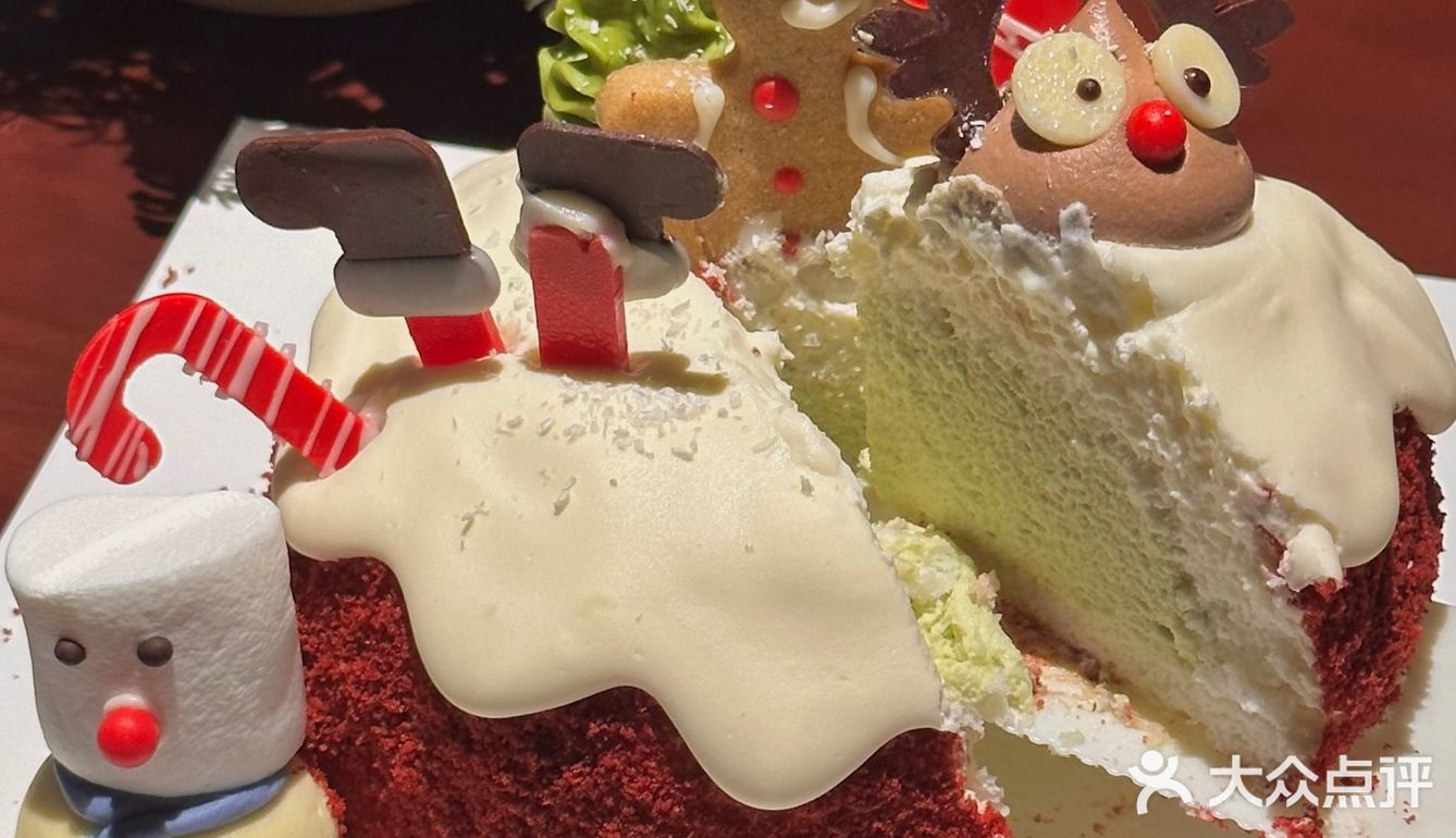 圣诞小蛋糕把气氛拉满了🎄🎅🏻🧁