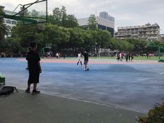 -武汉外国语学校