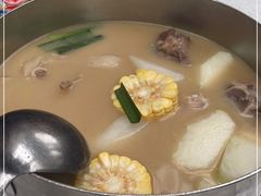 -肥仔文澳门猪骨煲(南京西路店)