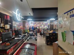 -老码头黑皮肘子锅包肉(赣水路店)