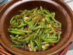 -有红鸡毛店·川菜(建设路店)