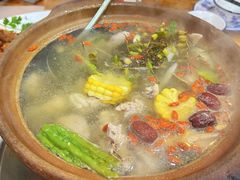 石橄榄炖鸡-洪大厨鸡煲(福田店)