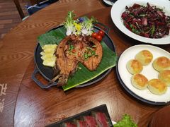 -老滇山寨•云南特色菜•地方菜•民族风情歌舞表演(金碧店)