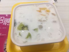 -满记甜品(日月光二店)