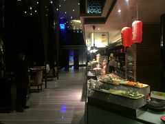 -唐拉雅秀酒店-西锦汇空中BBQ·思创餐厅