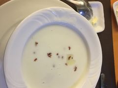 奶油蘑菇汤-红房子西菜馆(淮海中路店)