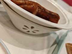 -东豪园林海鲜酒家(南港路辅路店)