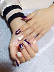 -睫乐园•睫公馆•美睫美甲沙龙