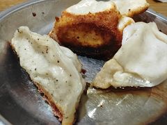 -黄阿姨锅贴大王(万航渡路店)