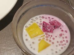 -小天鹅戴斯酒店鲸鲨百汇创作料理