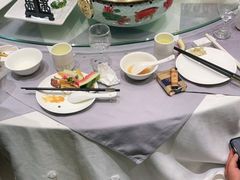 -一家人(凯旋路店)