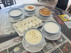 -周大娘牛乳(旧寨古村总店)