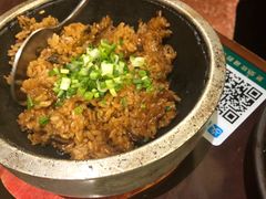 当红小炒肉石锅饭-新白鹿餐厅(爱琴海购物中心店)