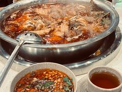 -肖肖酸萝卜鱼火锅(总店)