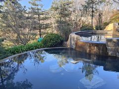 -七彩云南古滇温泉山庄