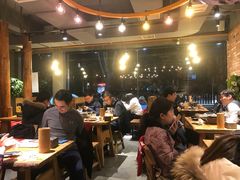 大堂-聚点串吧·北京烧烤(赵登禹路店)