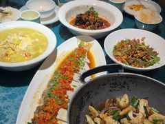 -呷湘厨·鱼汤捞饭(国家会展中心店)