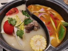 双拼汤底-一哥澳门豆捞·澳门风打边炉(高德置地店)