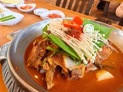 -喇喇排骨火锅·传统韩式脊骨汤(望京西园总店)