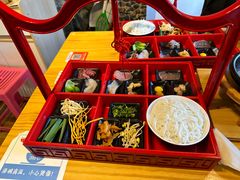 -勺子米线·云南传统小吃市集(四方街店)