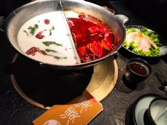 -湊湊火锅·茶憩(新中关购物中心店)