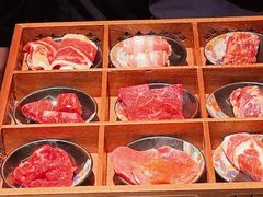 九拼盛合-無二炙坊·和牛烧肉(大钟寺1733店)