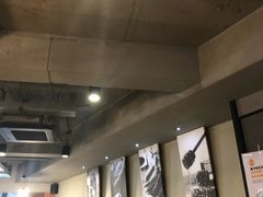 -BHC炸鸡(明洞总店)