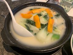 -港丽餐厅(高德置地店)