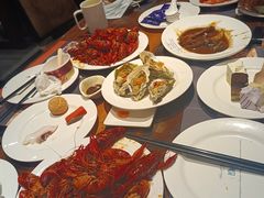 -四海一家自助餐(益田假日广场店)