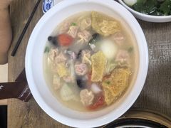 三鲜馄饨-刘长兴(逸仙桥店)