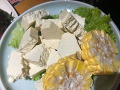 -洪氏嗨捞·广东猪肚鸡·椰子鸡火锅(西咸万象城店)