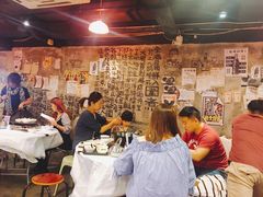 大堂-鲜入围煮花胶鸡海鲜火锅