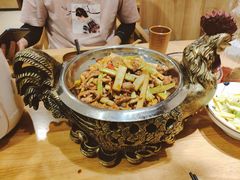 秦巴笋子鸡两吃-小六汤包(万和城店)