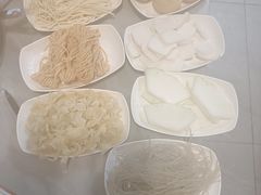 -光头药膳鸡(莱茵小镇店)