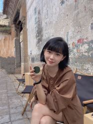 -FRIDAY星期五专业美发沙龙